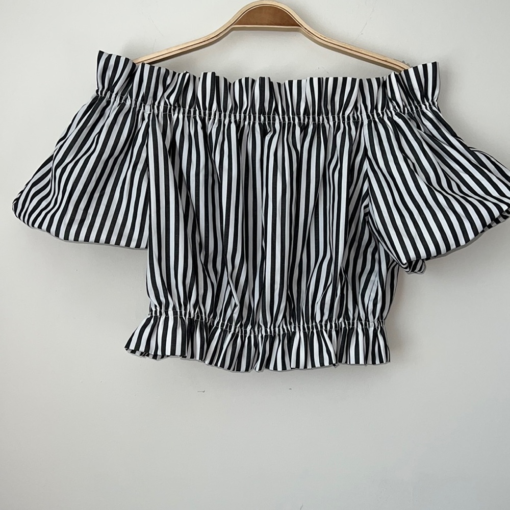New INA crop top